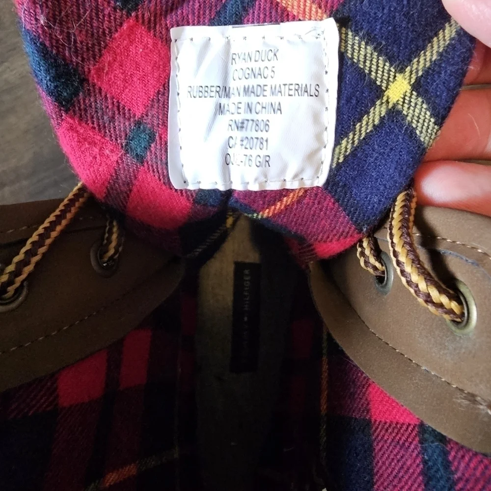 New Tommy Hilfiger Ryan Duck Boots Blue and Cognac size 5
